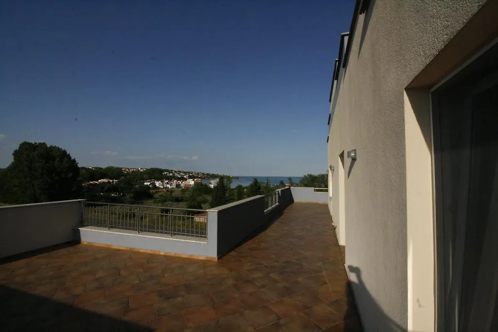 Hotel Marant Sozopol 3*,